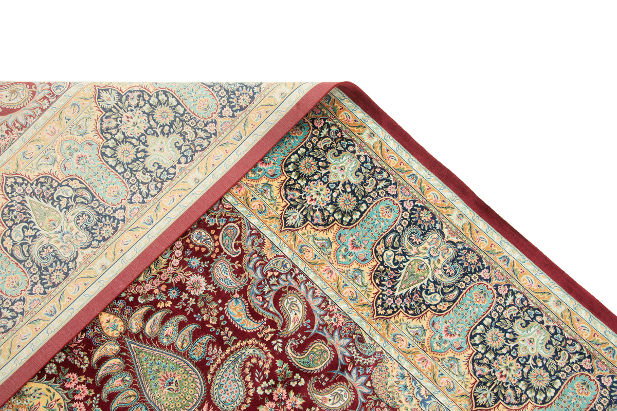 Rechteck Teppich Ghom Design in Rot von Hadorn™ - Lifestyle Image