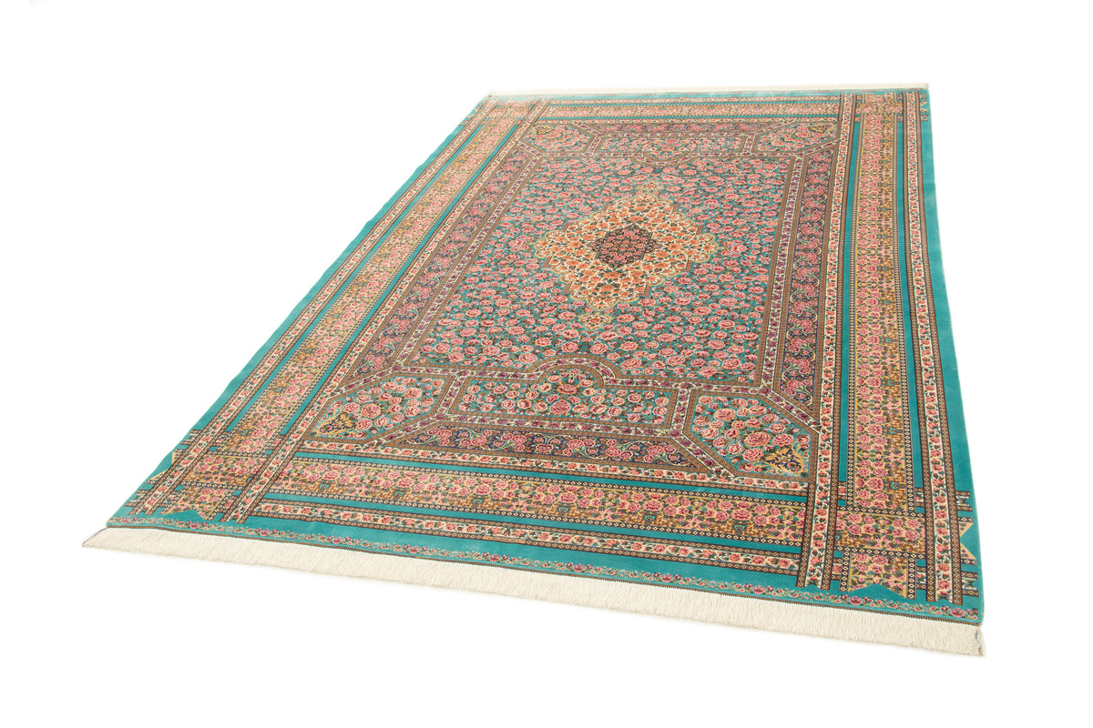 Rechteck Teppich Ghom Design in Blau von Hadorn™ - Lifestyle Image