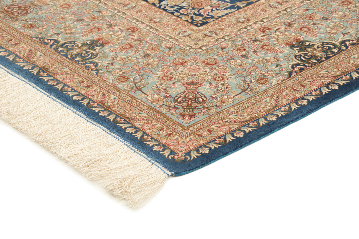 Rechteck Teppich Ghom Design in Dunkelblau von Hadorn™ - Lifestyle Image