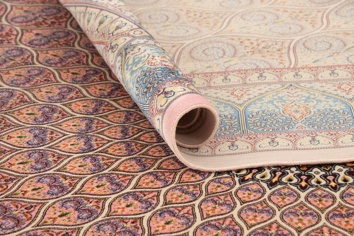 Rechteck Teppich Ghom Design in Rosa von Hadorn™ - Lifestyle Image