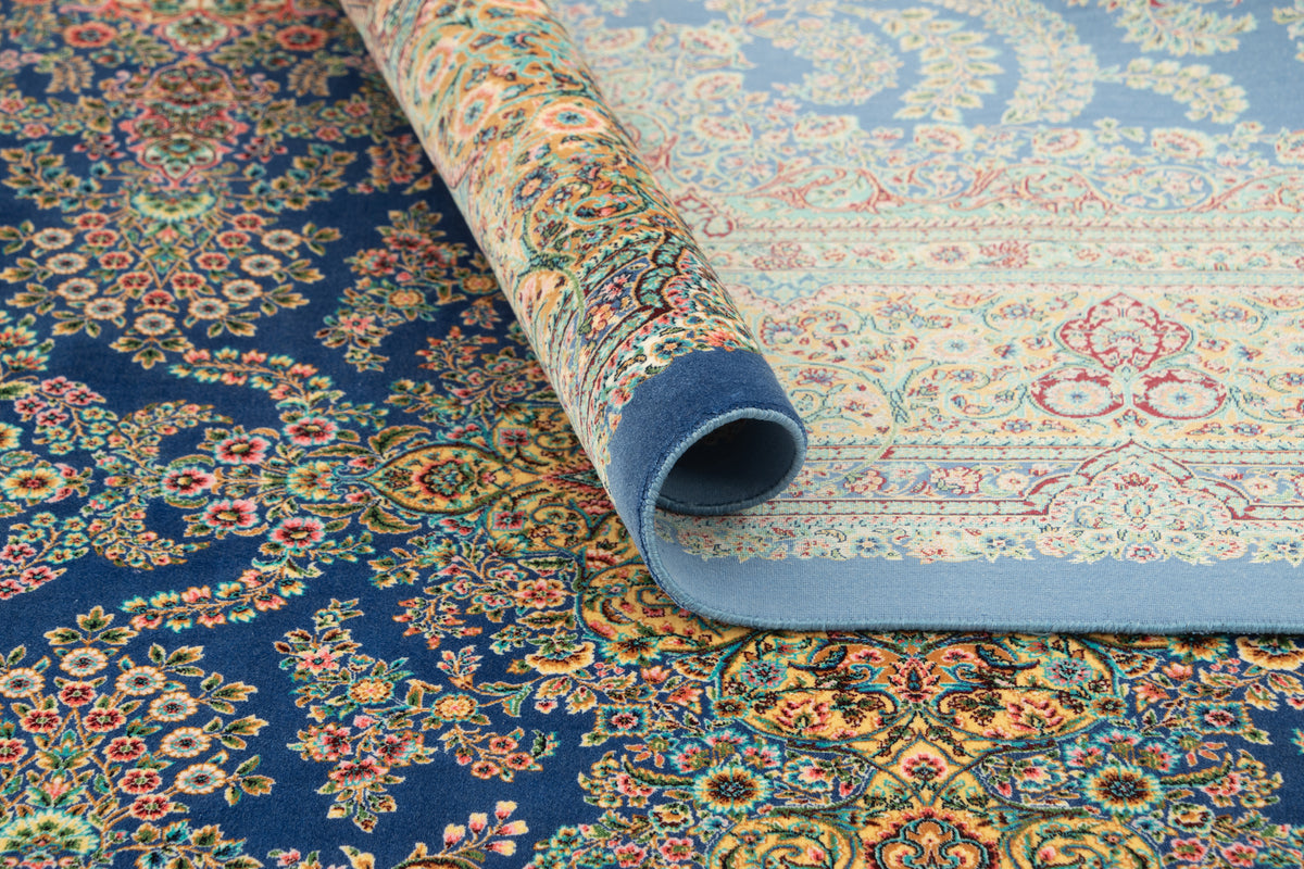 Rechteck Teppich Ghom Design in Blau von Hadorn™ - Lifestyle Image