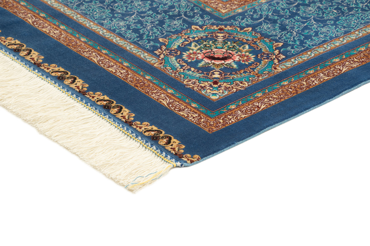 Rechteck Teppich Ghom Design in Blau von Hadorn™ - Lifestyle Image