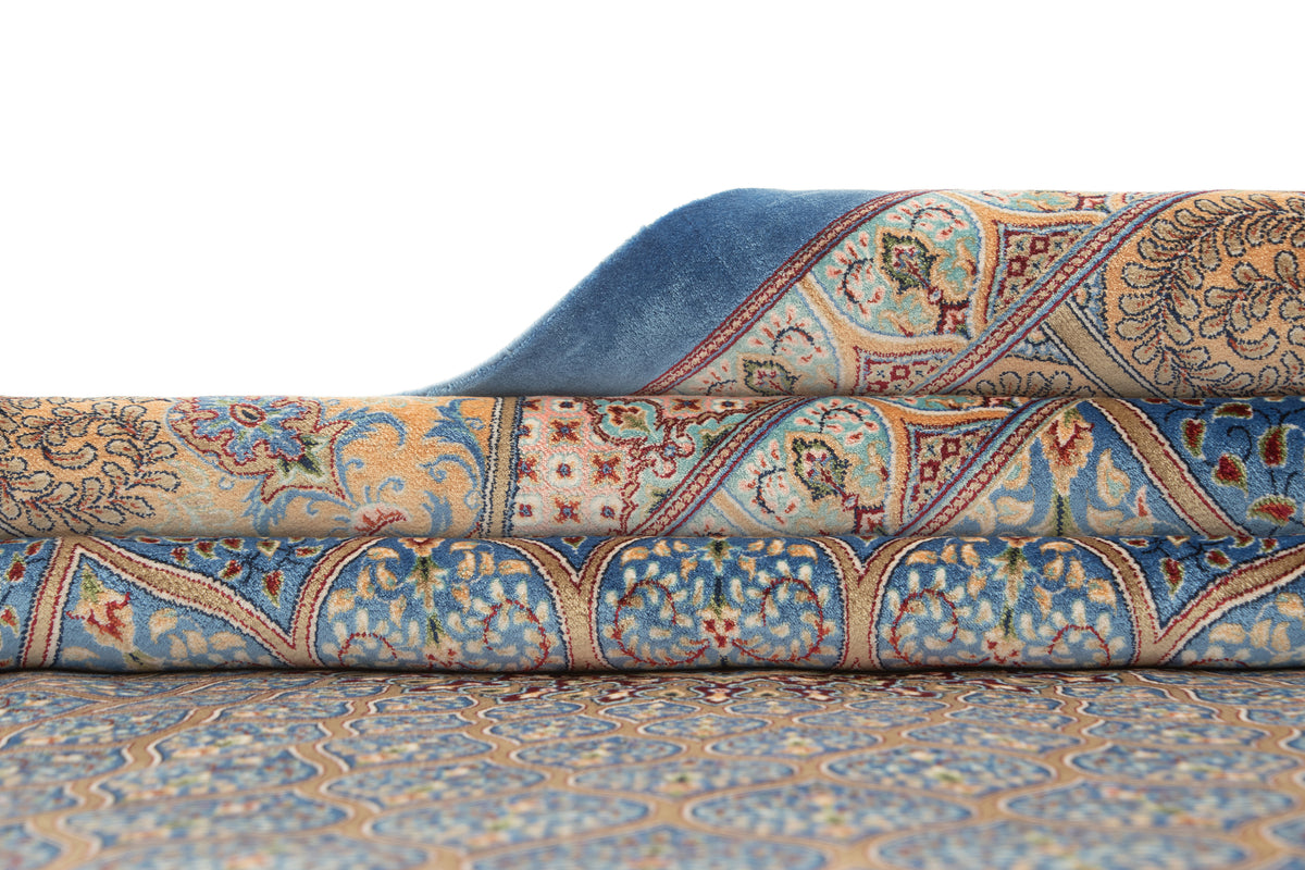Rechteck Teppich Ghom Design in Blau von Hadorn™ - Lifestyle Image