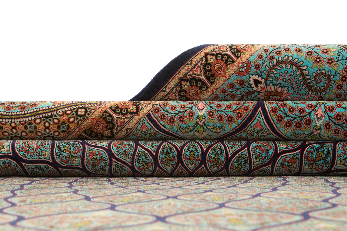 Rechteck Teppich Ghom Design in Blau von Hadorn™ - Lifestyle Image