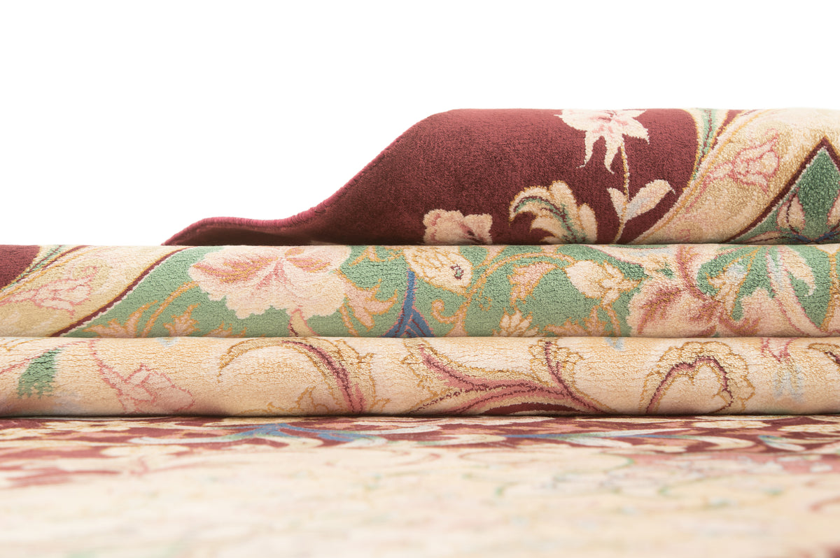Rechteck Teppich Ghom Design in Burgund von Hadorn™ - Lifestyle Image