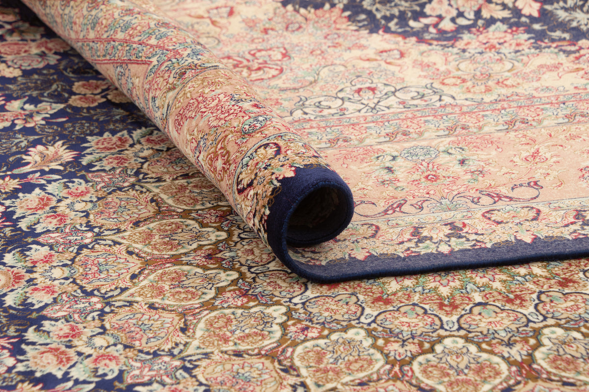 Rechteck Teppich Ghom Design in Rosa von Hadorn™ - Lifestyle Image