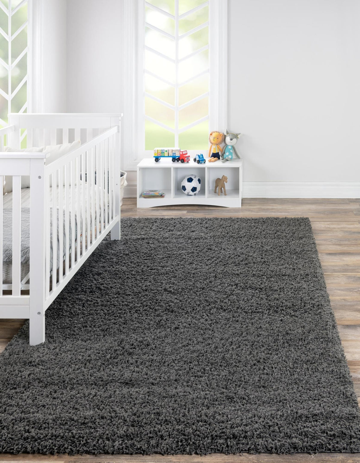 Rechteck Hochflorteppich Solid Shag in Grau von Hadorn™ - Lifestyle Image