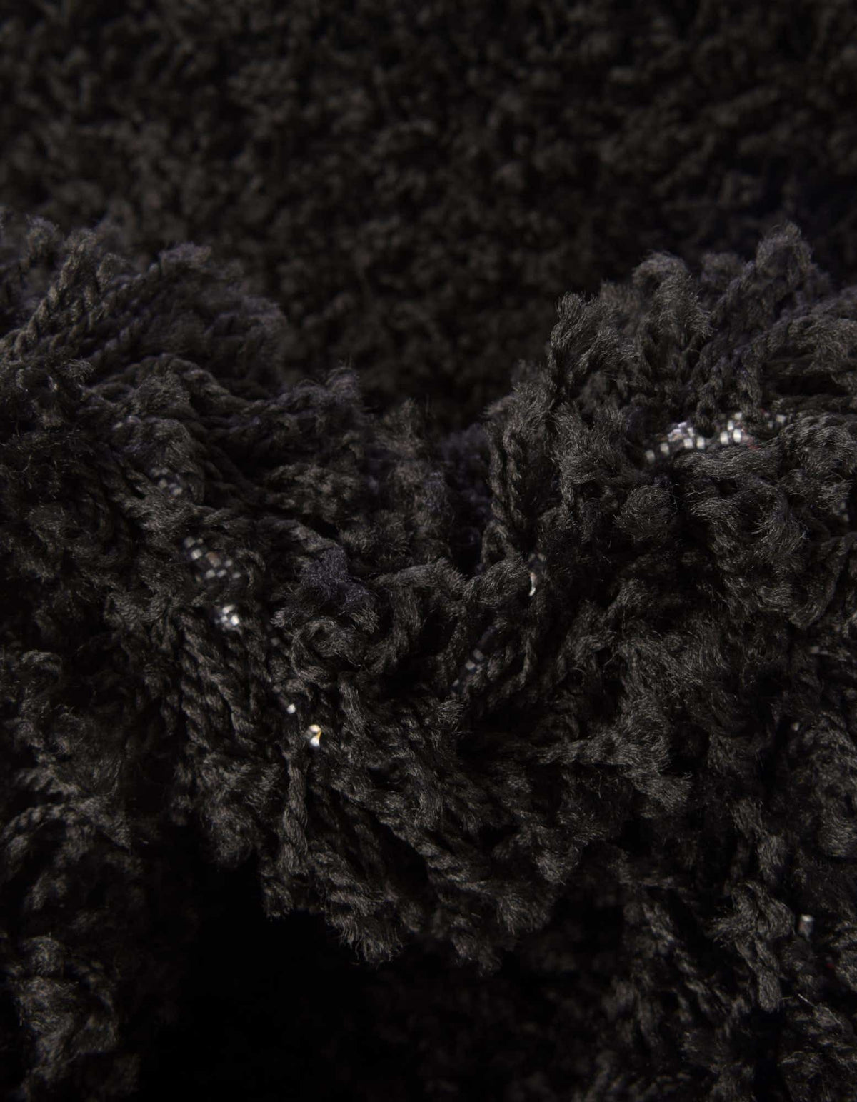 Quadratisch Hochflorteppich Solid Shag in Tiefschwarz von Hadorn™ - Lifestyle Image