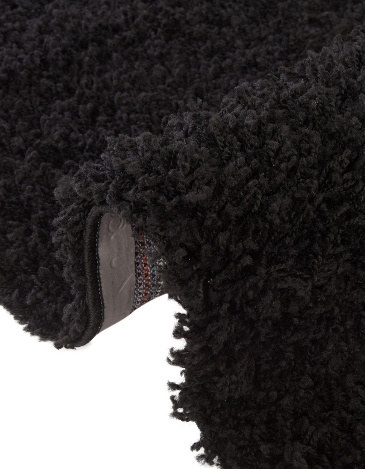 Rechteck Hochflorteppich Solid Shag in Schwarz von Hadorn™ - Lifestyle Image