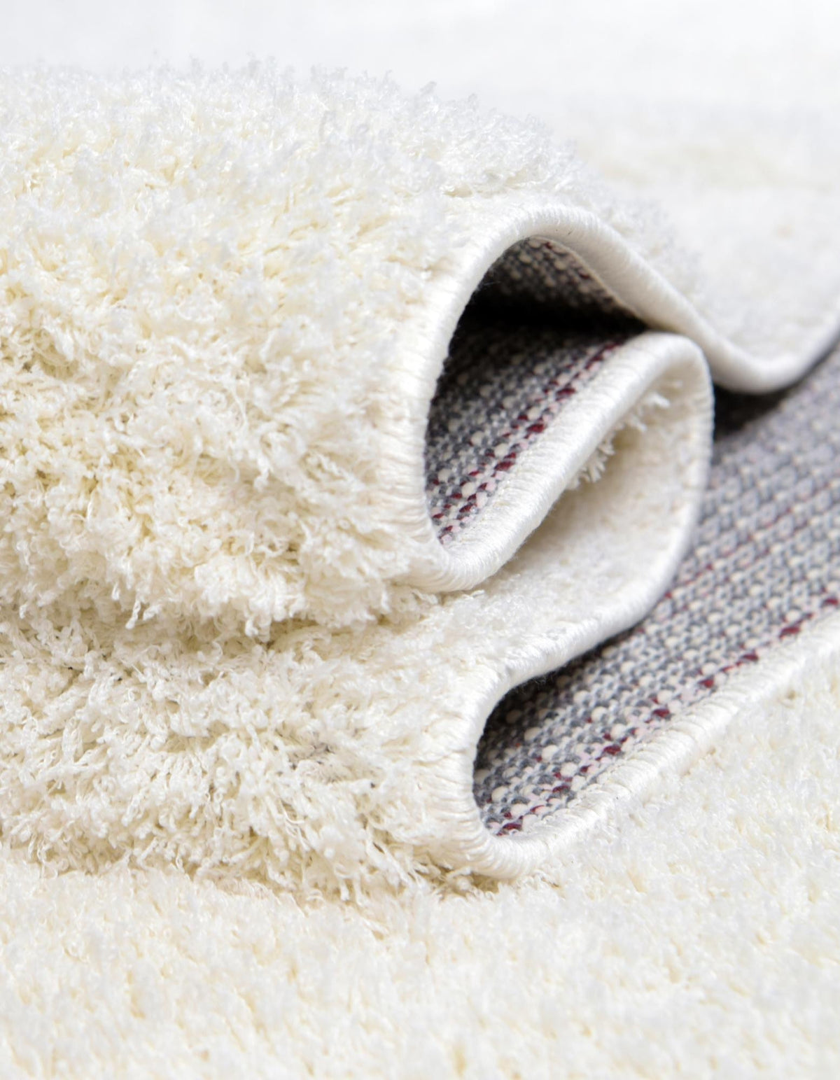 Quadratisch Teppich Luzern in Weiss von Hadorn™ - Lifestyle Image