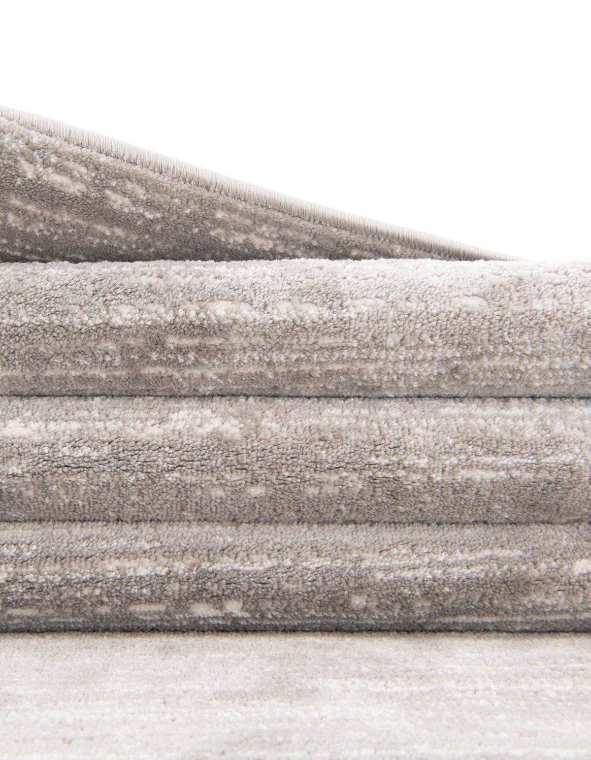 Rund Teppich Bellevue in Grau von Hadorn™ - Lifestyle Image