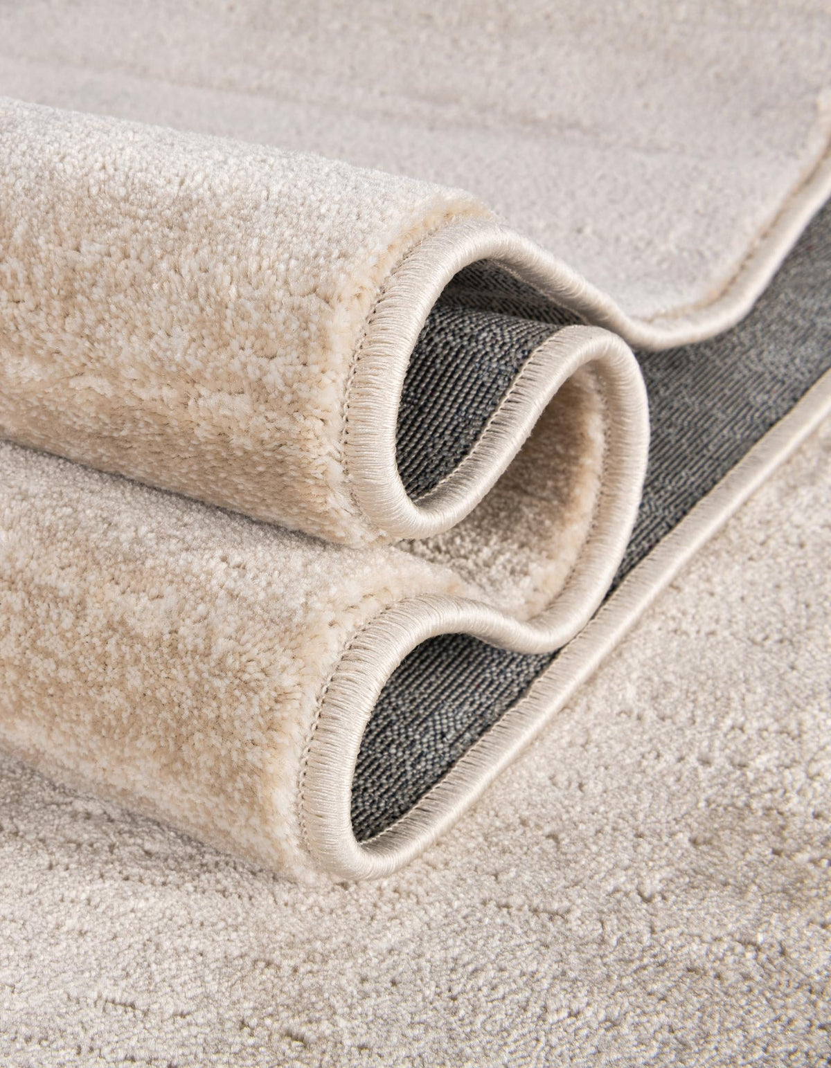 Läufer Teppich Bellevue in Beige von Hadorn™ - Lifestyle Image