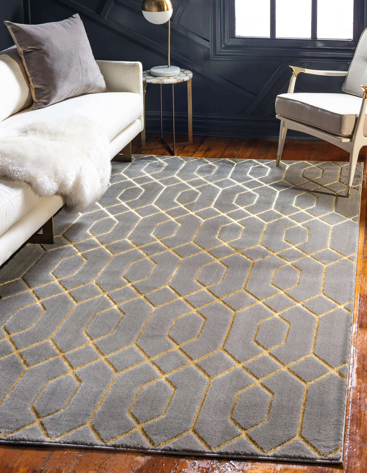 Marilyn Monroe™ Glam Trellis