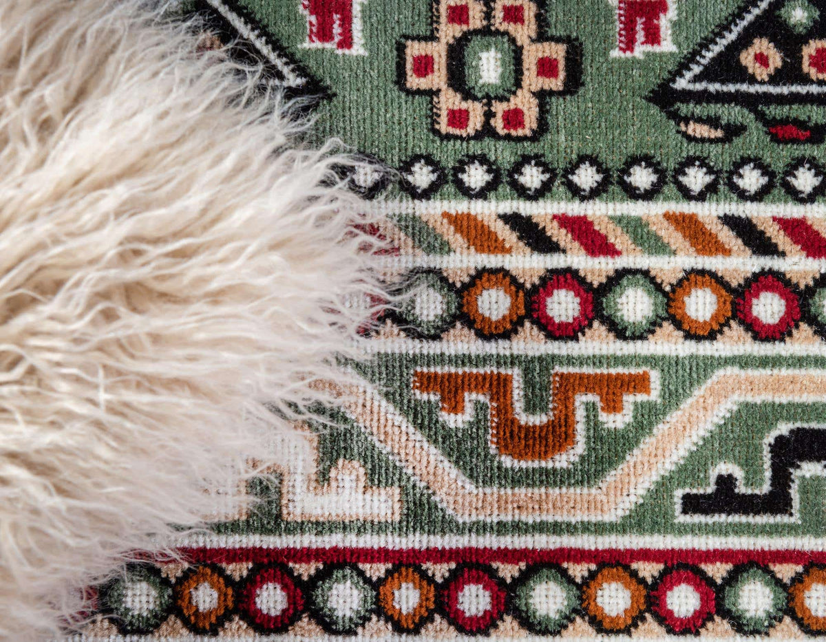 Rechteck Teppich Gharajeh in Grün von Hadorn™ - Lifestyle Image