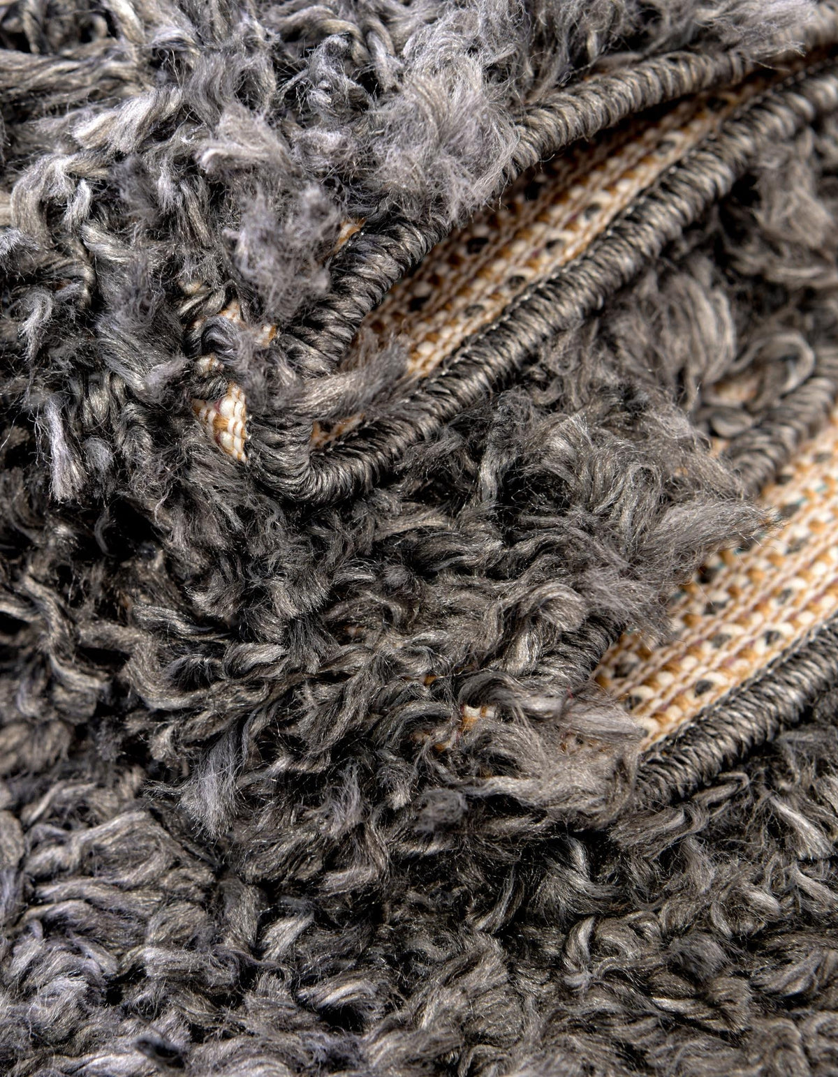 Rechteck Hochflorteppich Zermatt Shag in Grau von Hadorn™ - Lifestyle Image