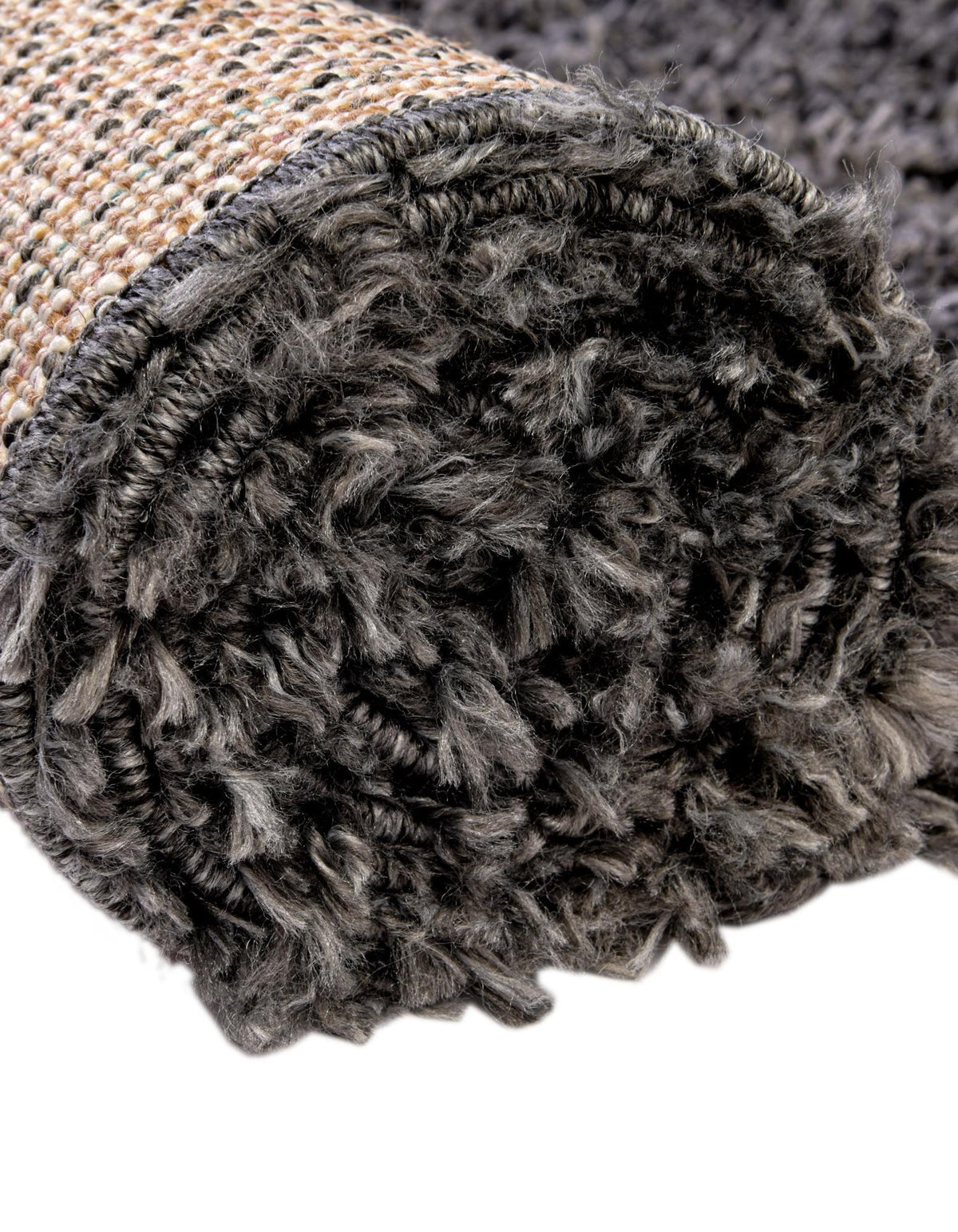 Quadratisch Hochflorteppich Zermatt Shag in Grau von Hadorn™ - Lifestyle Image