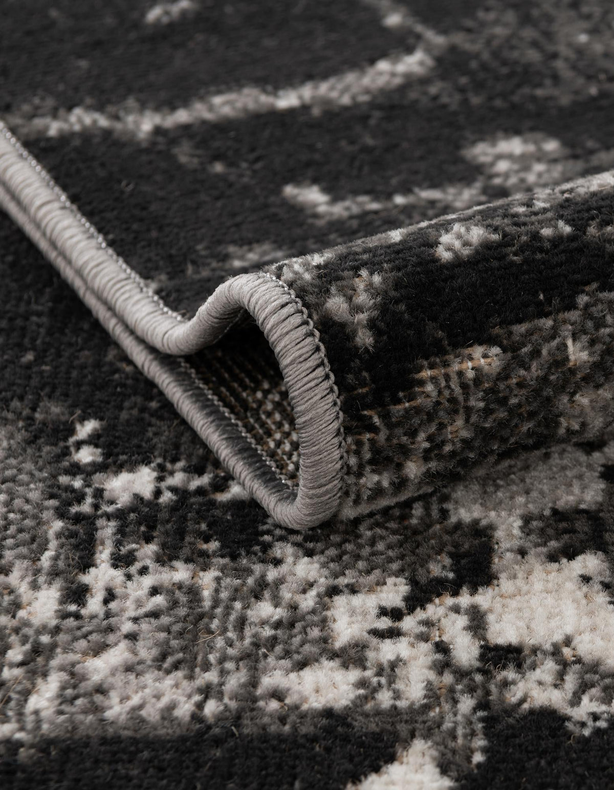 Rechteck Teppich Valencia in Grau von Hadorn™ - Lifestyle Image