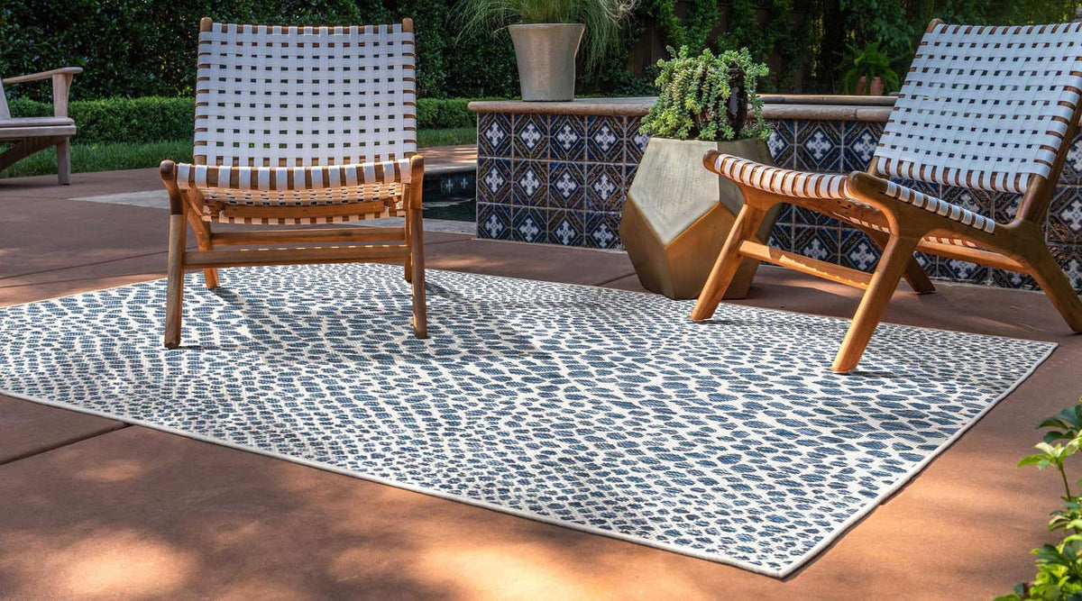 Rechteck Outdoor Teppich Tulum Outdoor in Blau von Hadorn™ - Lifestyle Image
