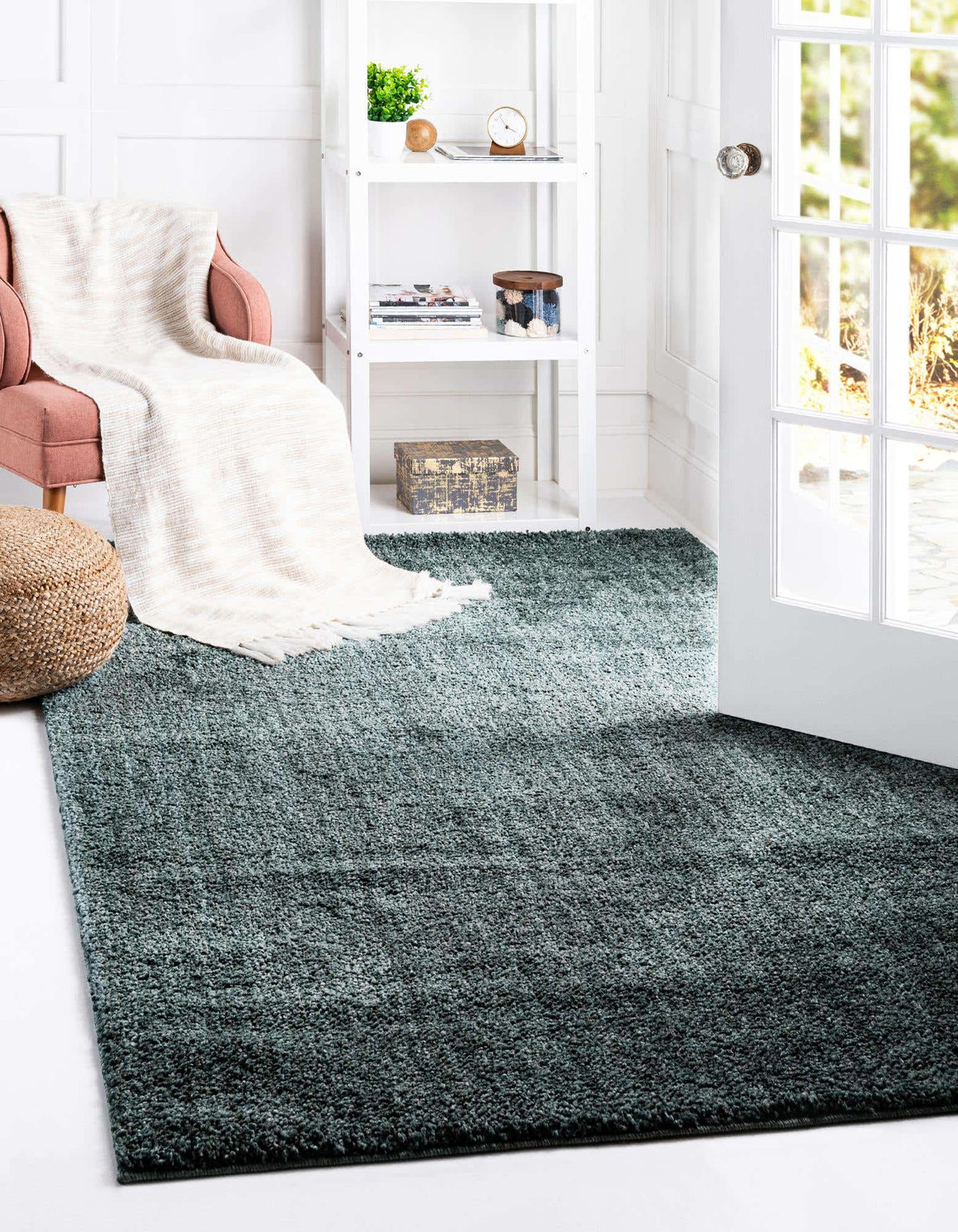 Rechteck Hochflorteppich Jill Zarin Shaggy Chic in Rosmaringrün von Hadorn™ - Lifestyle Image