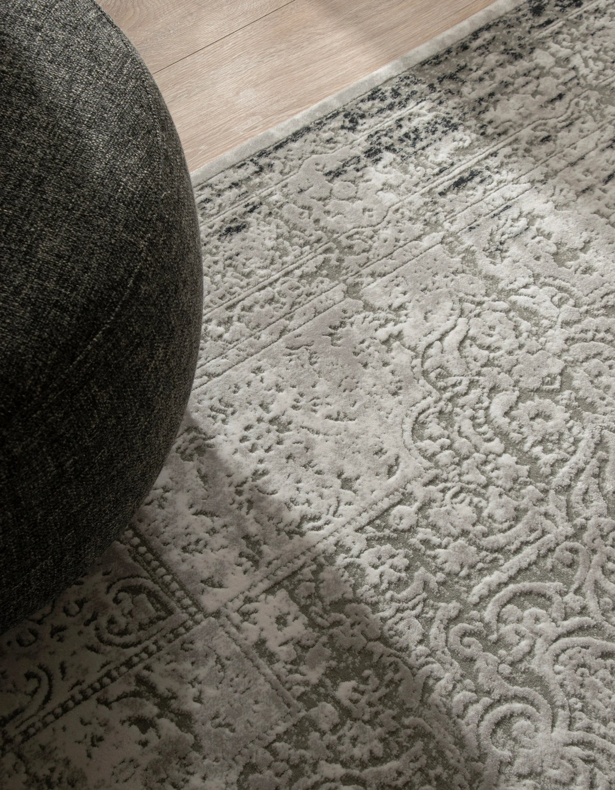 Läufer Teppich Davos Elegance in Grau von Hadorn™ - Lifestyle Image