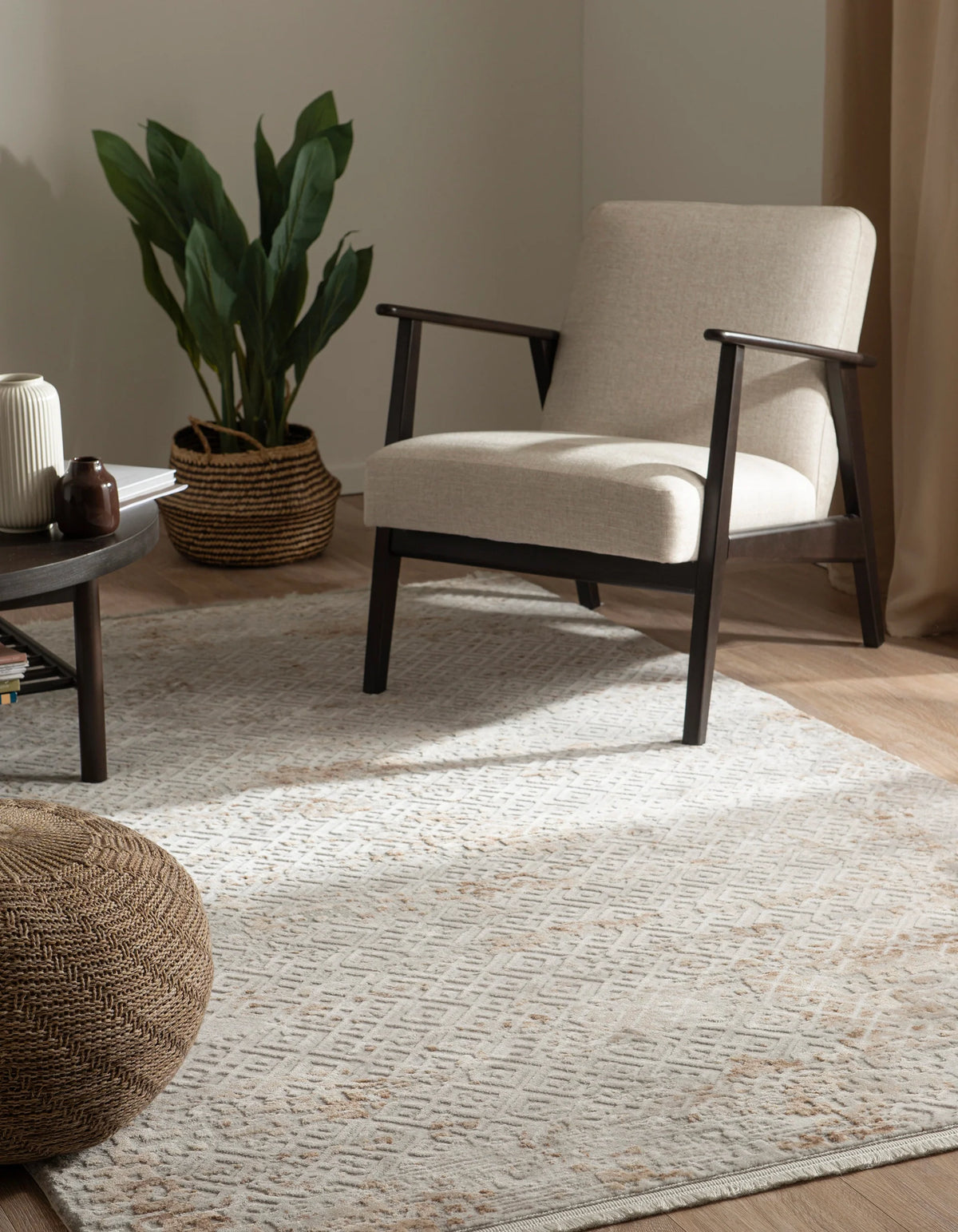 Quadratisch Teppich Davos Fusion in Beige von Hadorn™ - Lifestyle Image