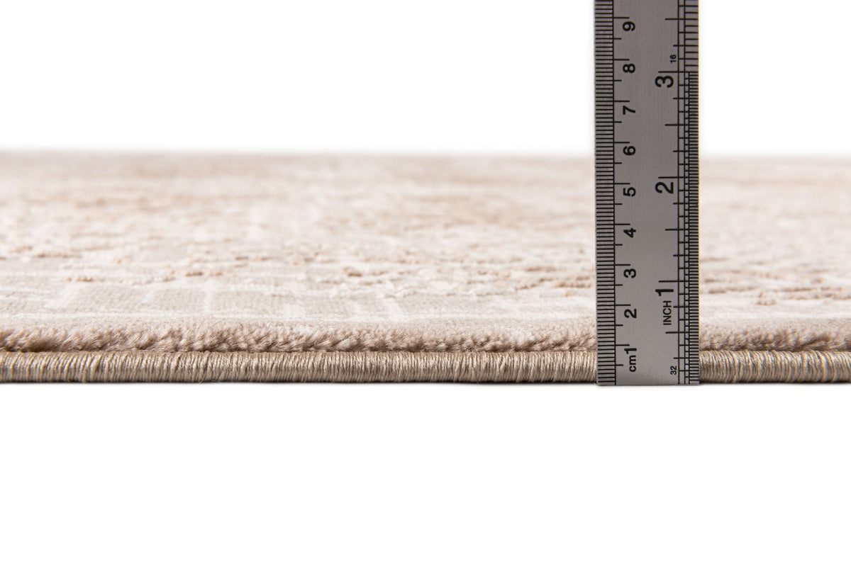 Quadratisch Teppich Bern Shimmer in Beige von Hadorn™ - Lifestyle Image