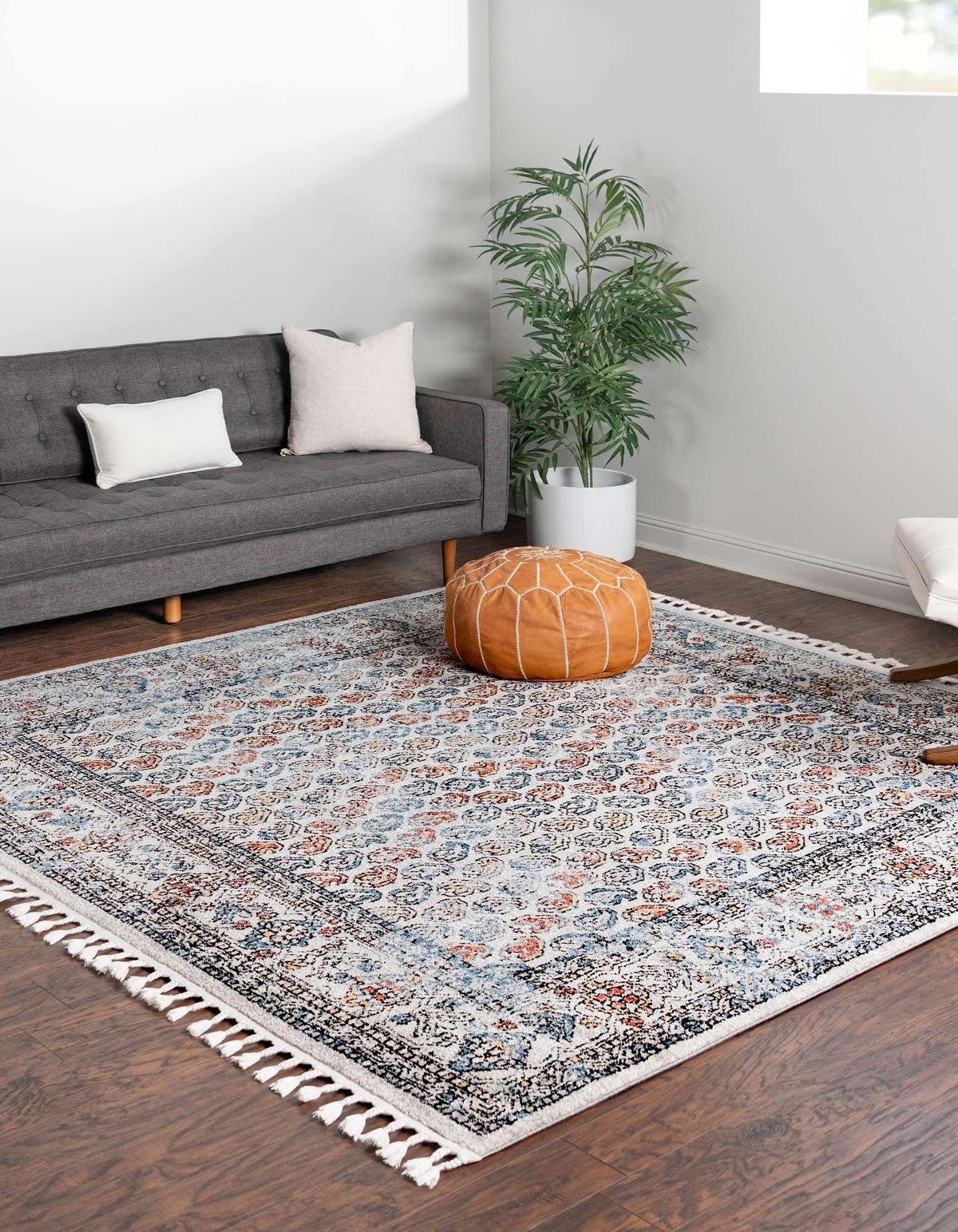 Quadratisch Teppich Aramis in Mehrfarbig von Hadorn™ - Lifestyle Image