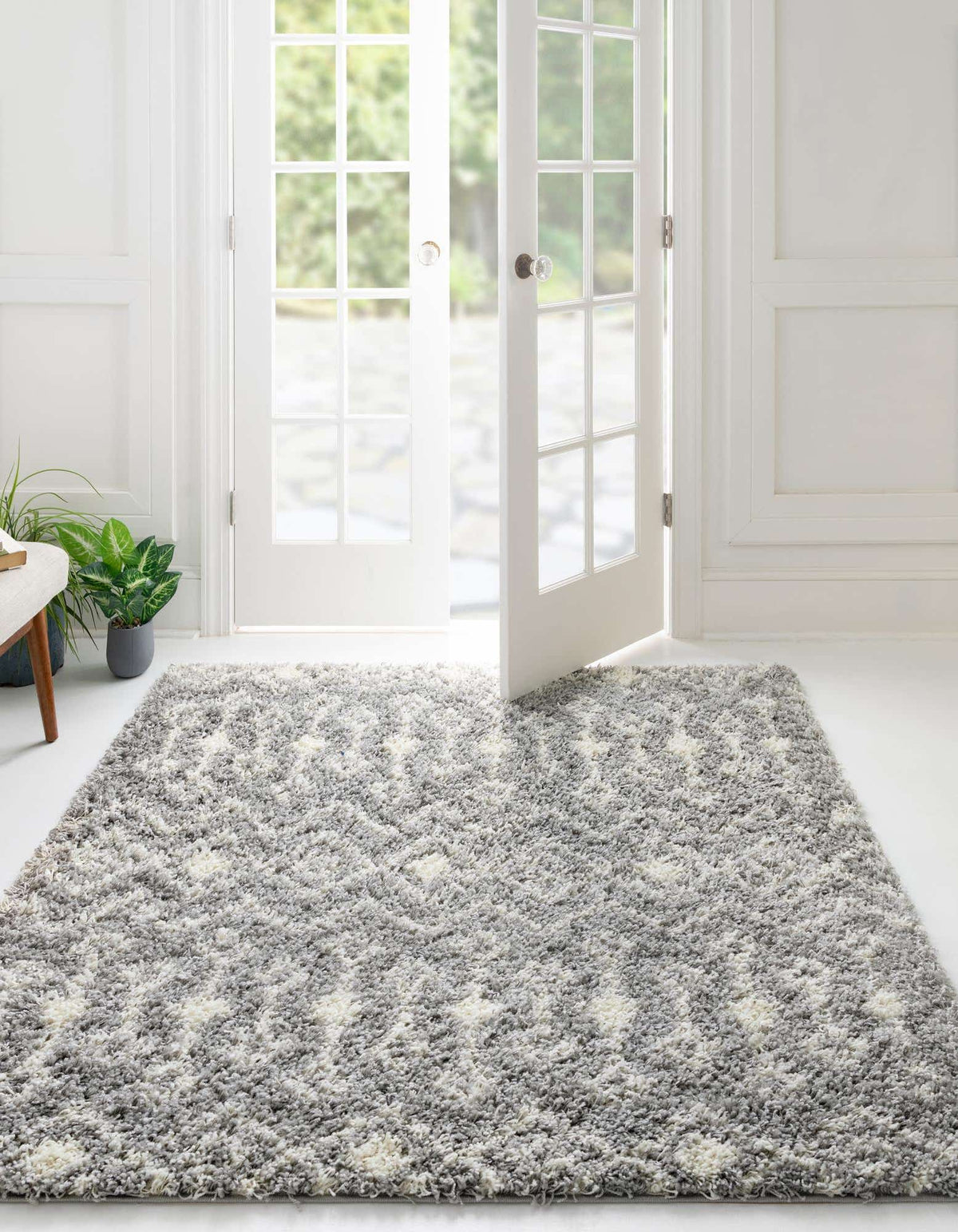 Quadratisch Hochflorteppich Moroccan Trellis Shag in Grau von Hadorn™ - Lifestyle Image