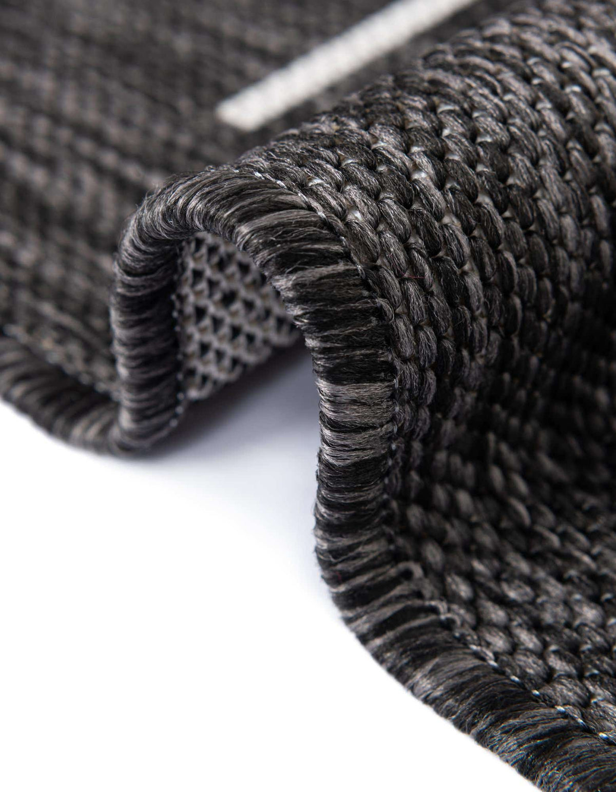 Rund Outdoor Teppich Tulum Outdoor in Anthrazit von Hadorn™ - Lifestyle Image