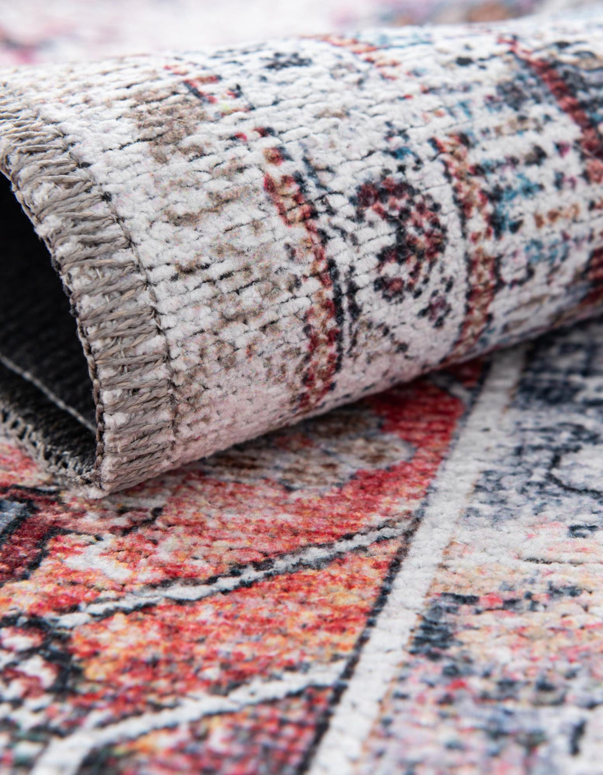 Rechteck Teppich Yara in Mehrfarbig von Hadorn™ - Lifestyle Image