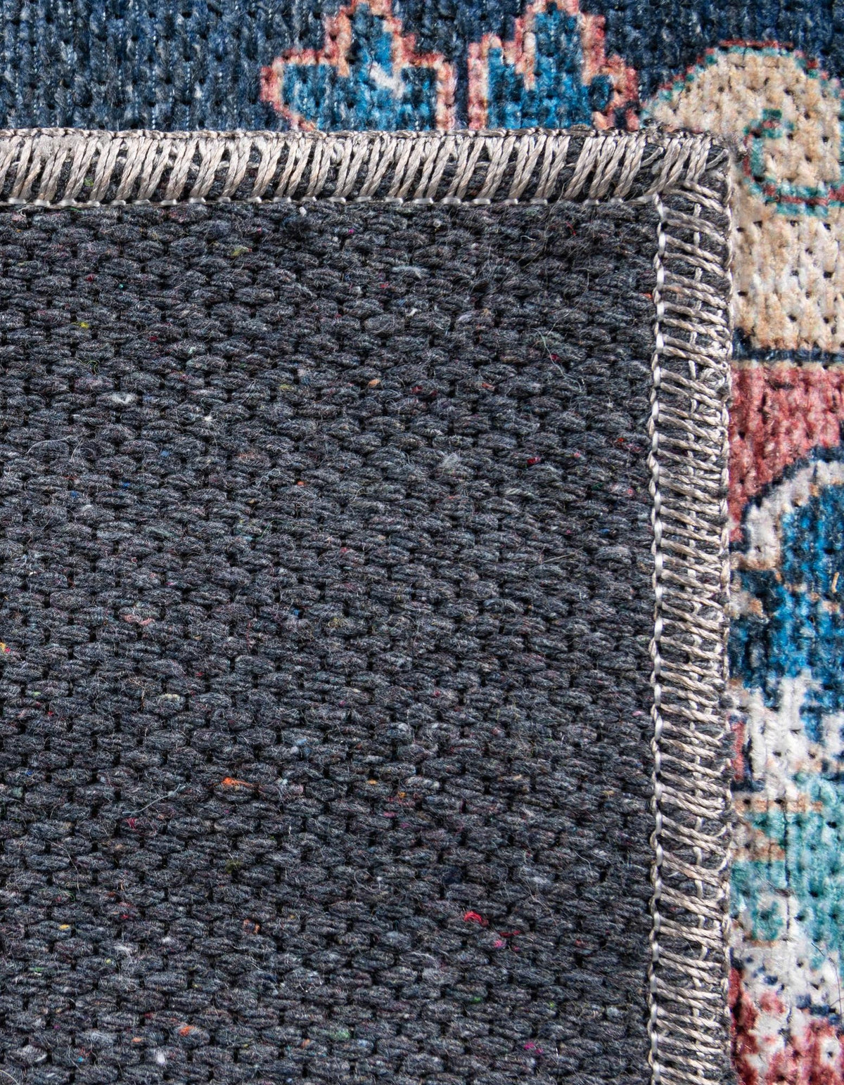 Quadratisch Teppich Yara in Marineblau von Hadorn™ - Lifestyle Image