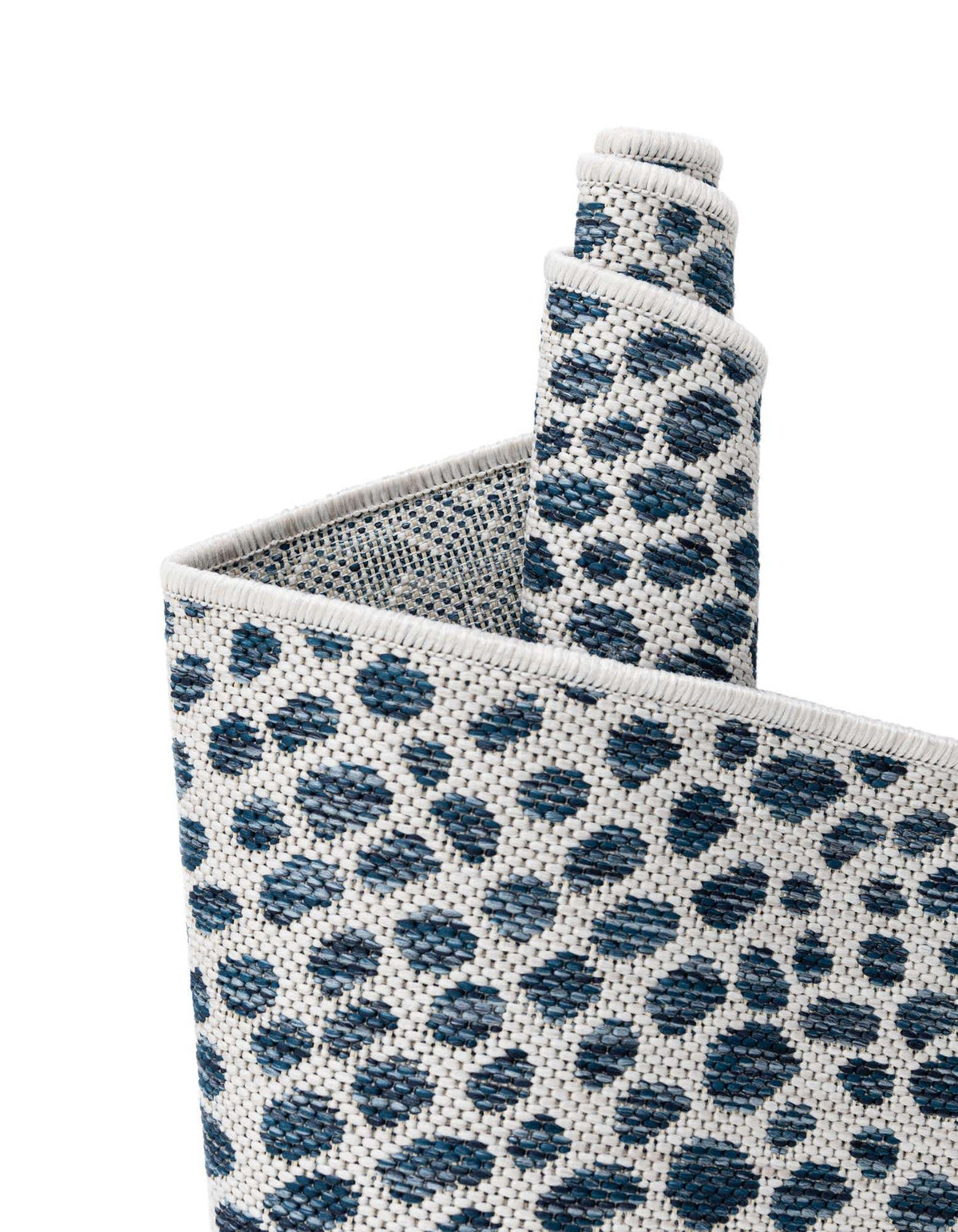 Achteck Outdoor Teppich Tulum Outdoor in Blau von Hadorn™ - Lifestyle Image