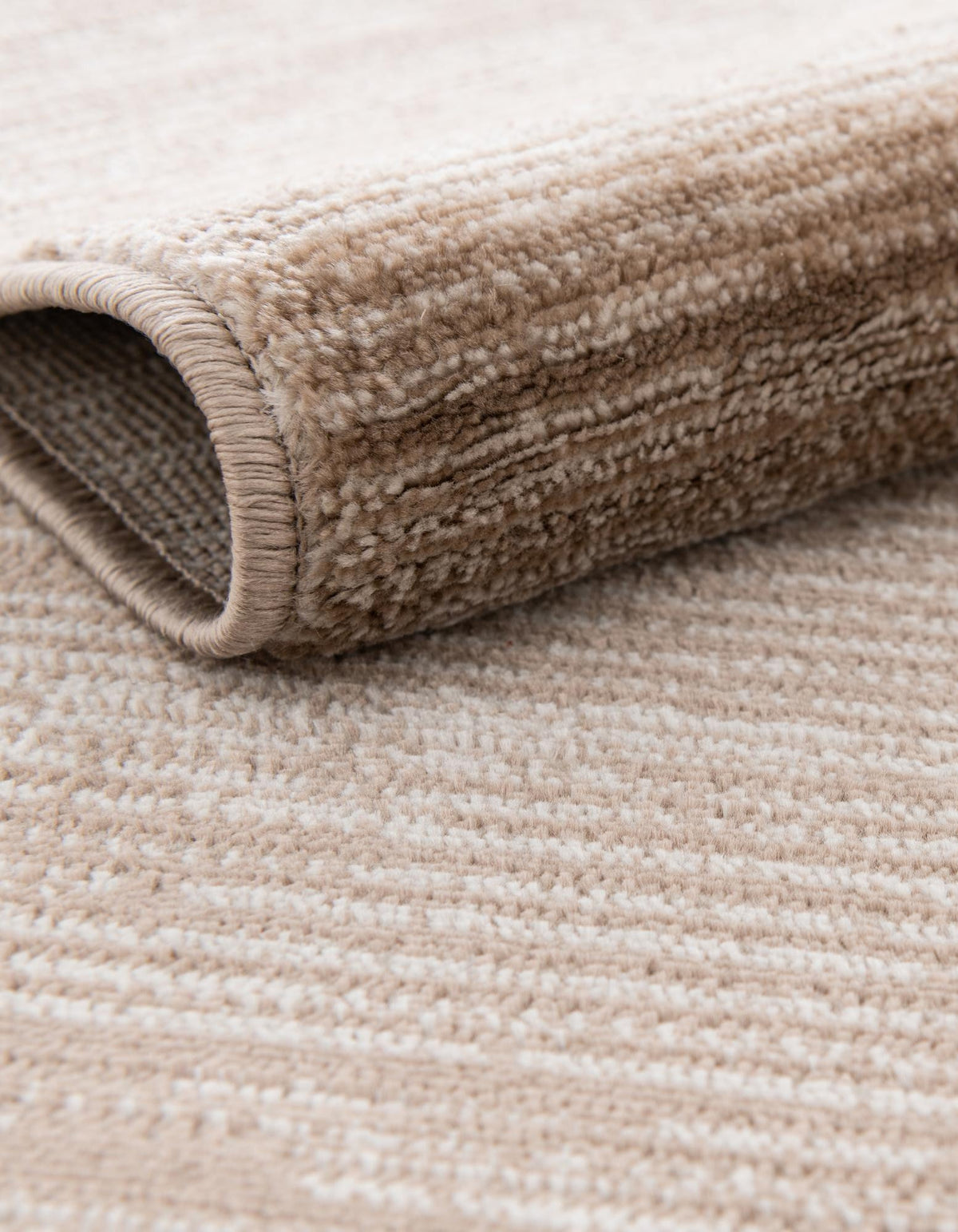 Rechteck Teppich Finsbury in Beige von Hadorn™ - Lifestyle Image