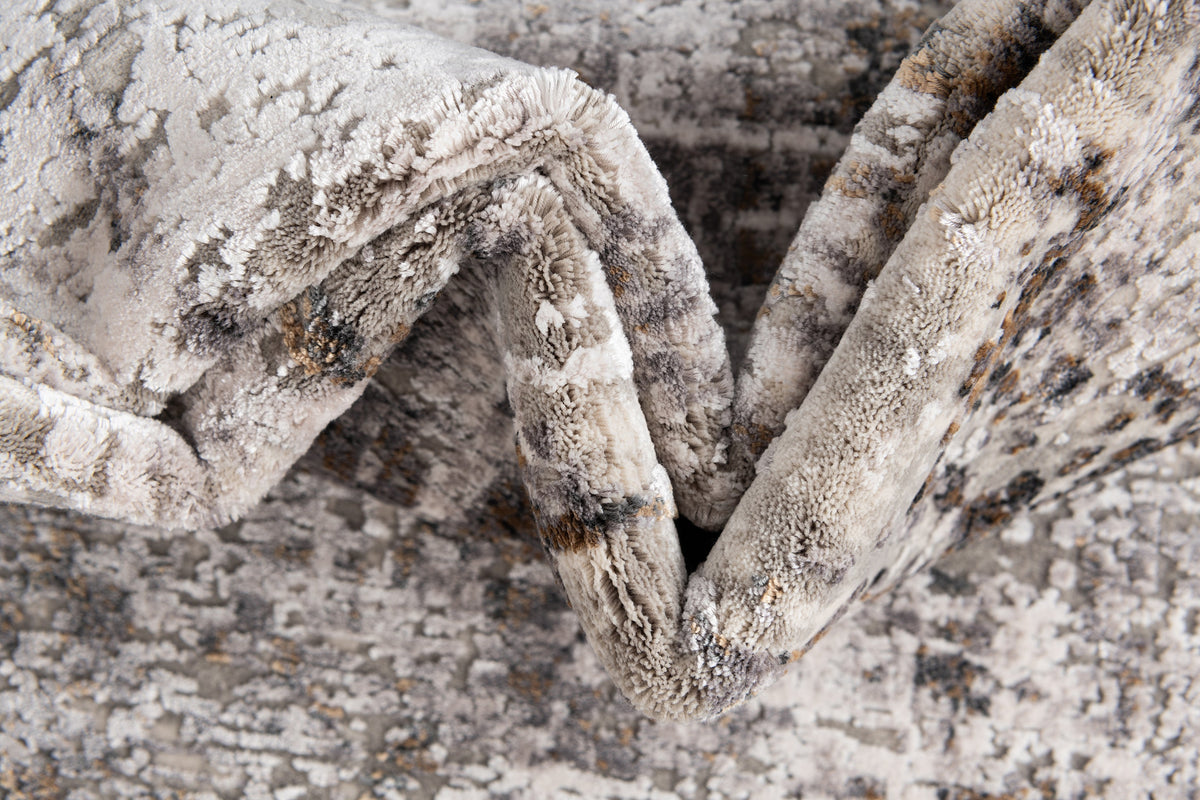 Läufer Luxus Teppich Basel in Grau von Hadorn™ - Lifestyle Image