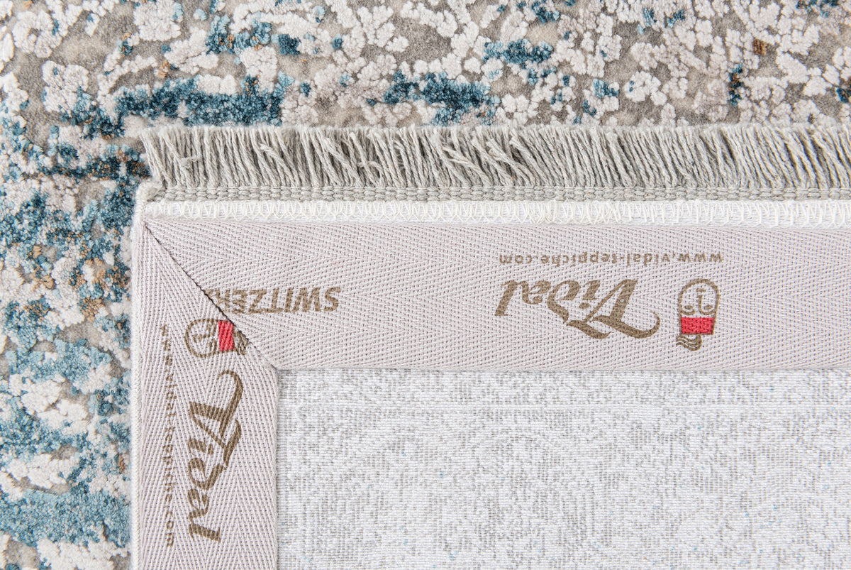 Läufer Luxus Teppich Basel in Grau von Hadorn™ - Lifestyle Image