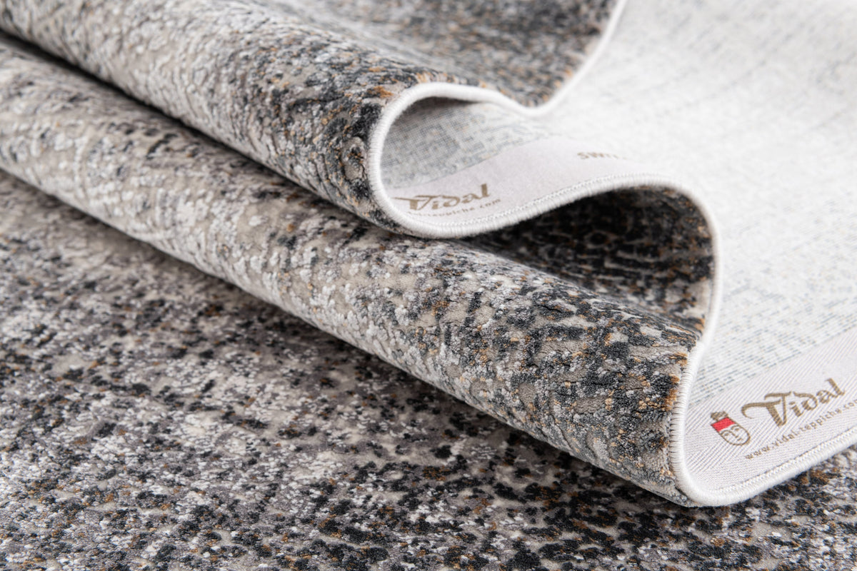 Rechteck Luxus Teppich Basel in Grau von Hadorn™ - Lifestyle Image