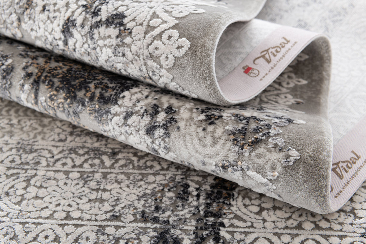 Läufer Luxus Teppich Flims in Grau von Hadorn™ - Lifestyle Image
