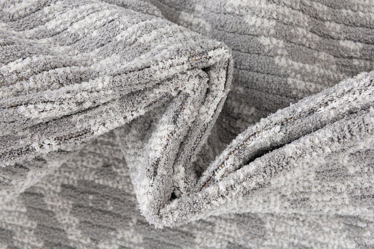 Rechteck Teppich St. Gallen Folklore in Grau von Hadorn™ - Lifestyle Image