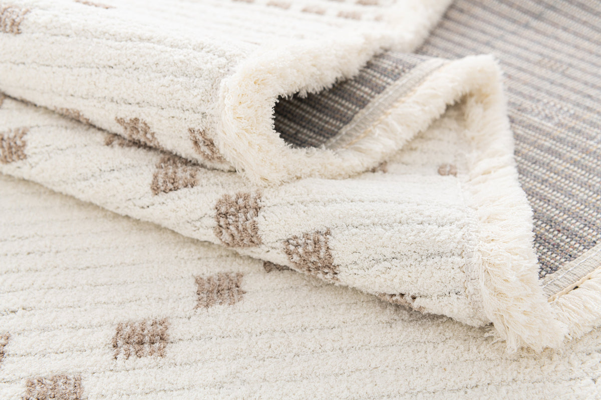 Rechteck Teppich St. Gallen Folklore in Weiss von Hadorn™ - Lifestyle Image