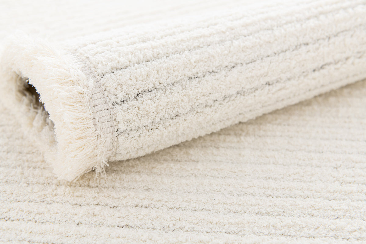 Rechteck Teppich St. Gallen Folklore in Weiss von Hadorn™ - Lifestyle Image