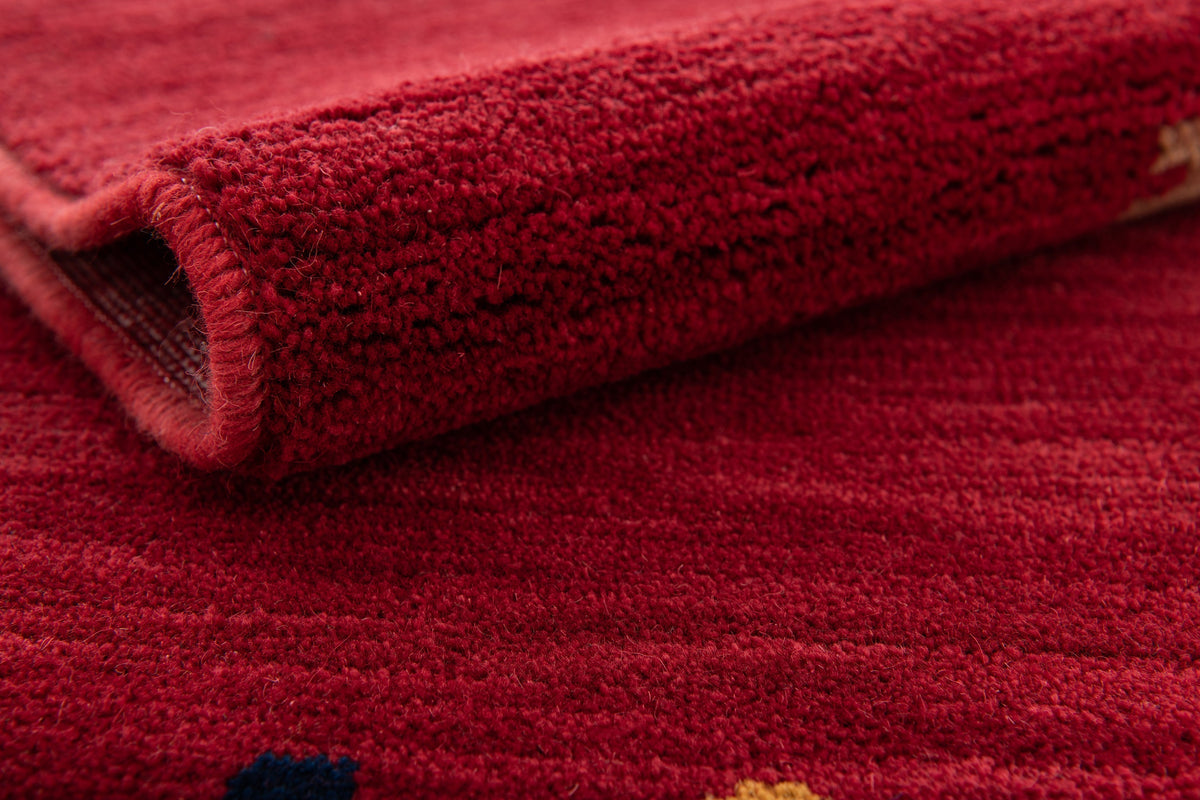 Rechteck Teppich Emmen in Rot von Hadorn™ - Lifestyle Image
