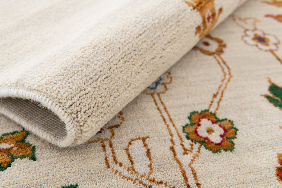 Rechteck Teppich Emmen in Beige von Hadorn™ - Lifestyle Image