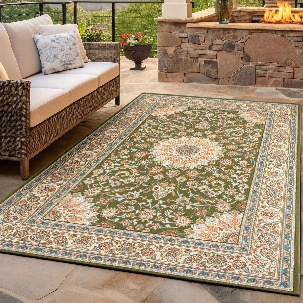 Outdoor Traditional