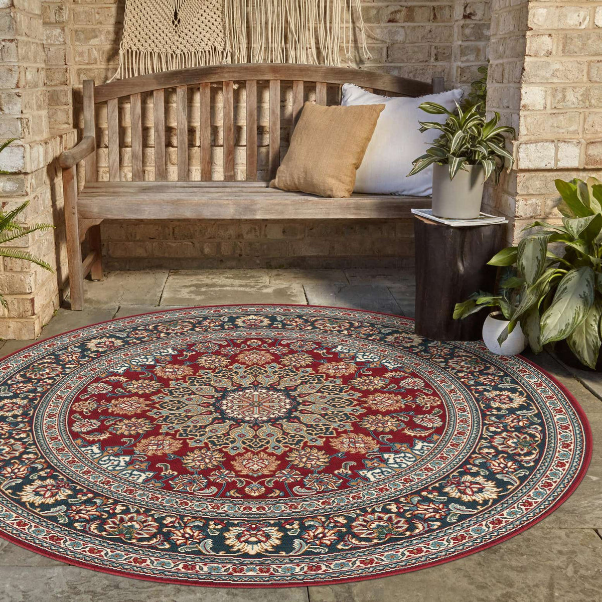 Outdoor Traditional