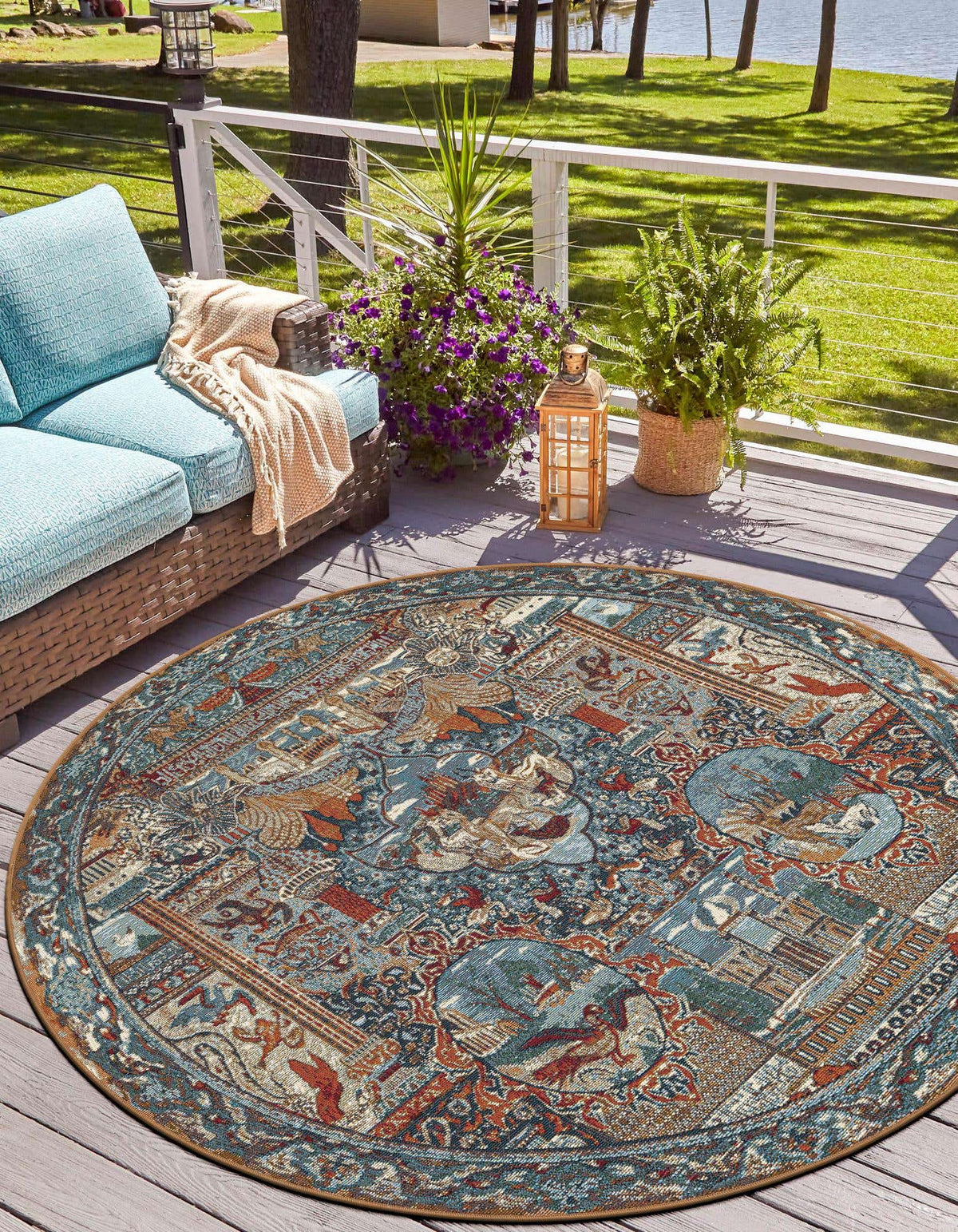 Outdoor Traditional