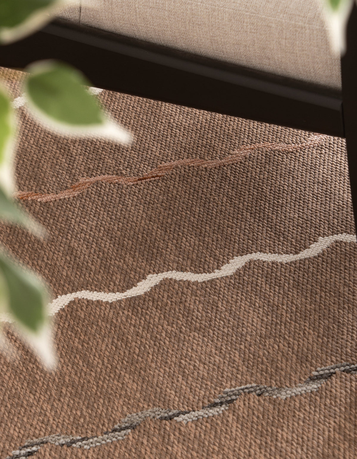Läufer Teppich Juniper Classic in Braun von Hadorn™ - Lifestyle Image
