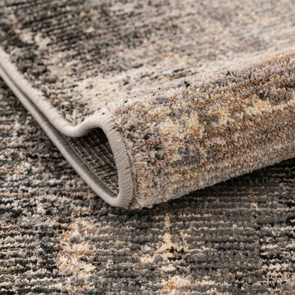 Läufer Teppich Zora Modern in Grau von Hadorn™ - Lifestyle Image