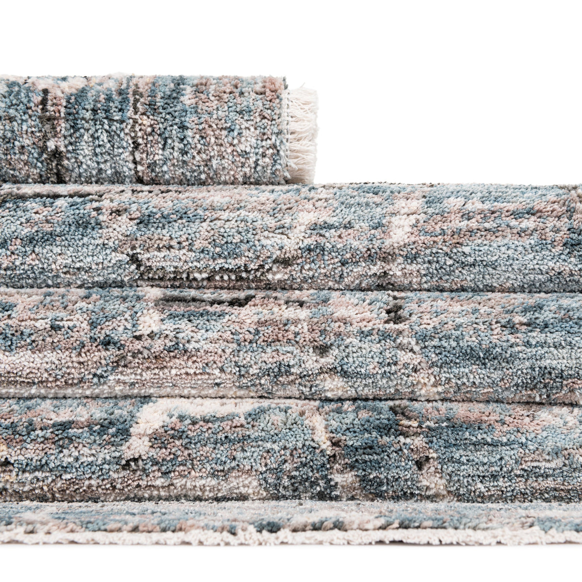 Oval Teppich Zora Modern in Blau von Hadorn™ - Lifestyle Image