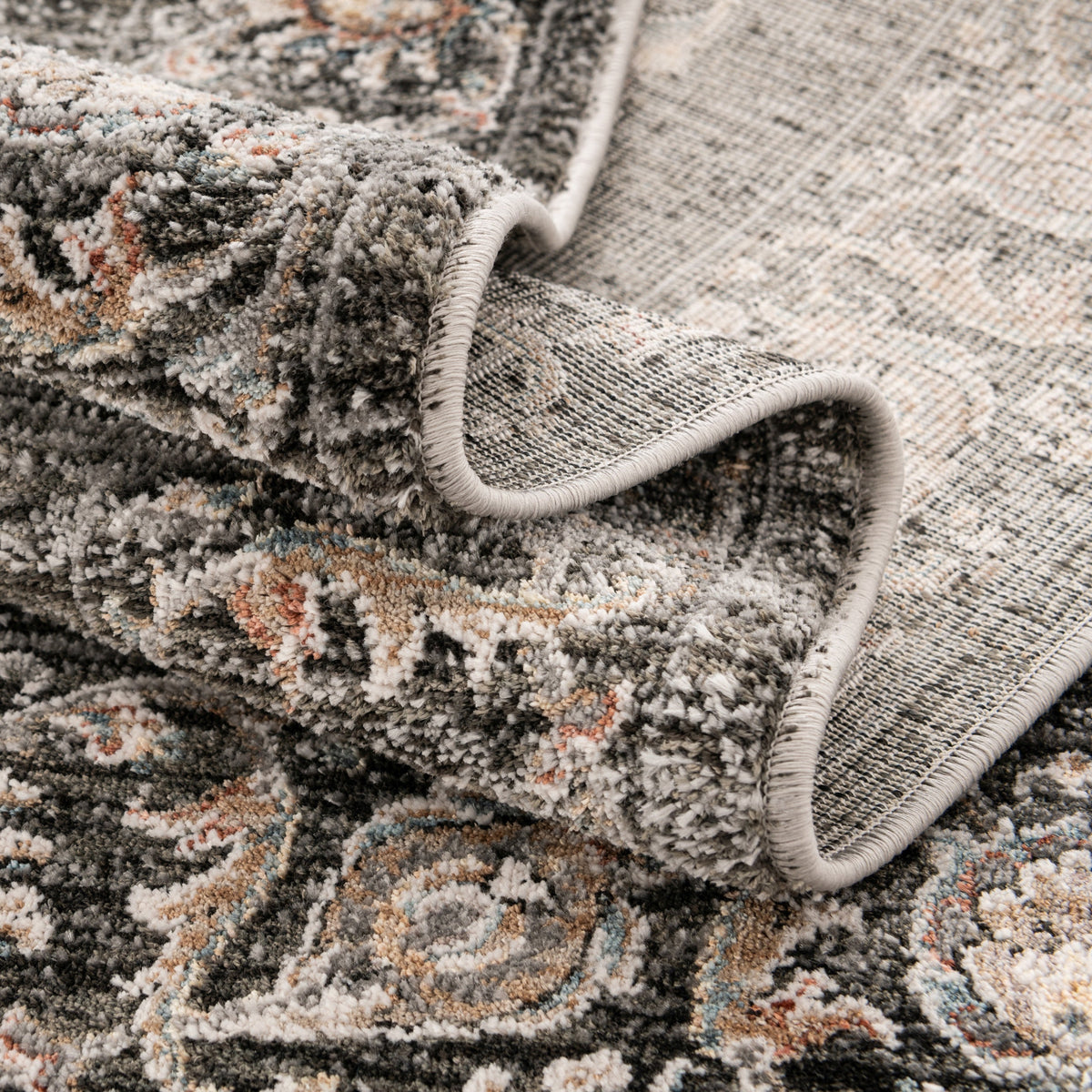 Läufer Teppich Zora Orman in Grau von Hadorn™ - Lifestyle Image