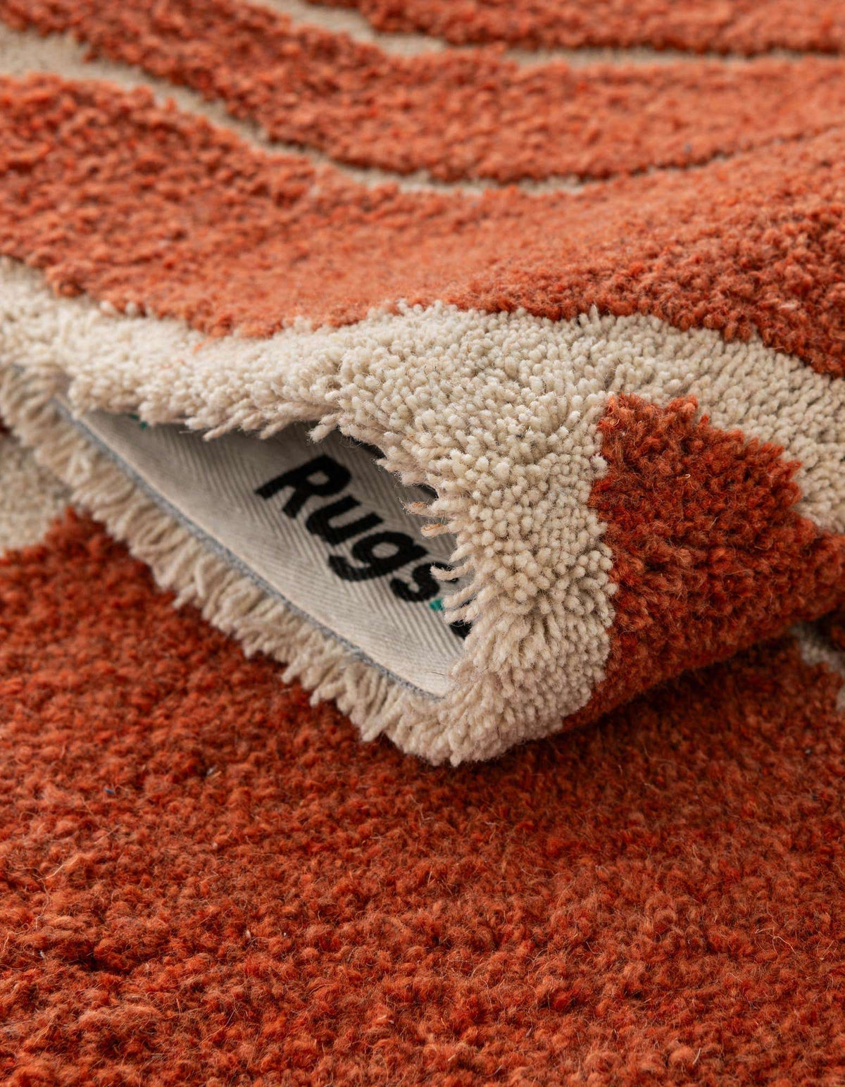 Rechteck Teppich AI Handgetuftet in Orange von Hadorn™ - Lifestyle Image